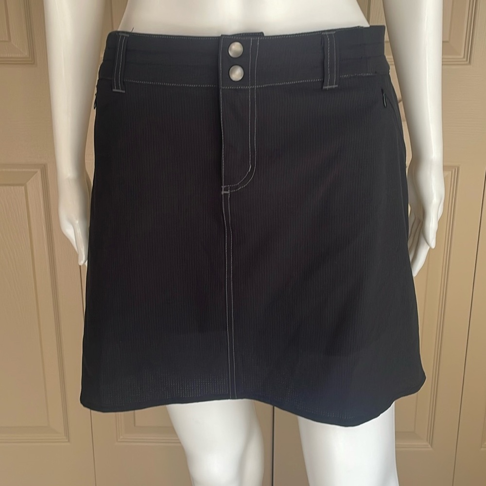 NWT KUHL size 10 rydr rise skort